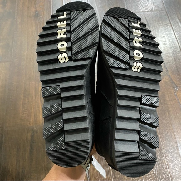 Sorel Harlow Leather Side Zip Bootie Size 8.5 Wmn - Picture 9 of 12